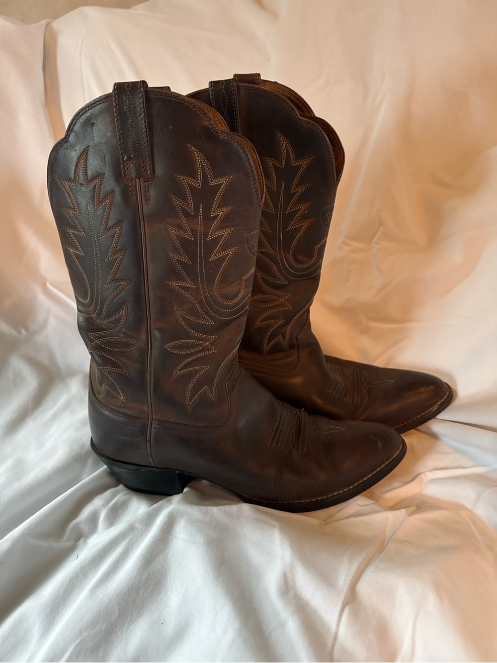 Ariat Women’s Brown Leather Western Cowboy Boots Size 7B
